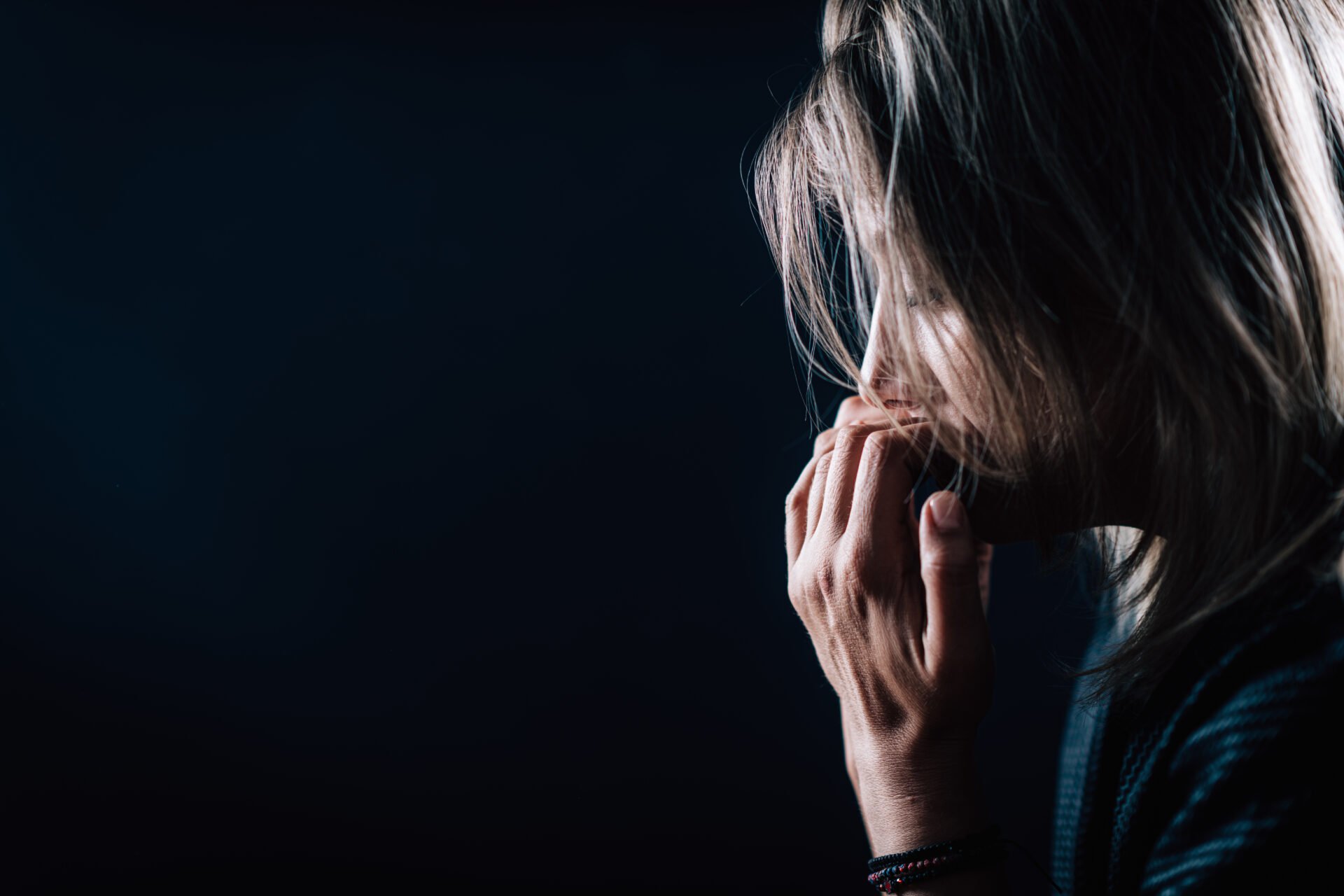 anxiety-mental-disorder-portrait-of-a-troubled-w-2021-08-27-10-46-50-utc